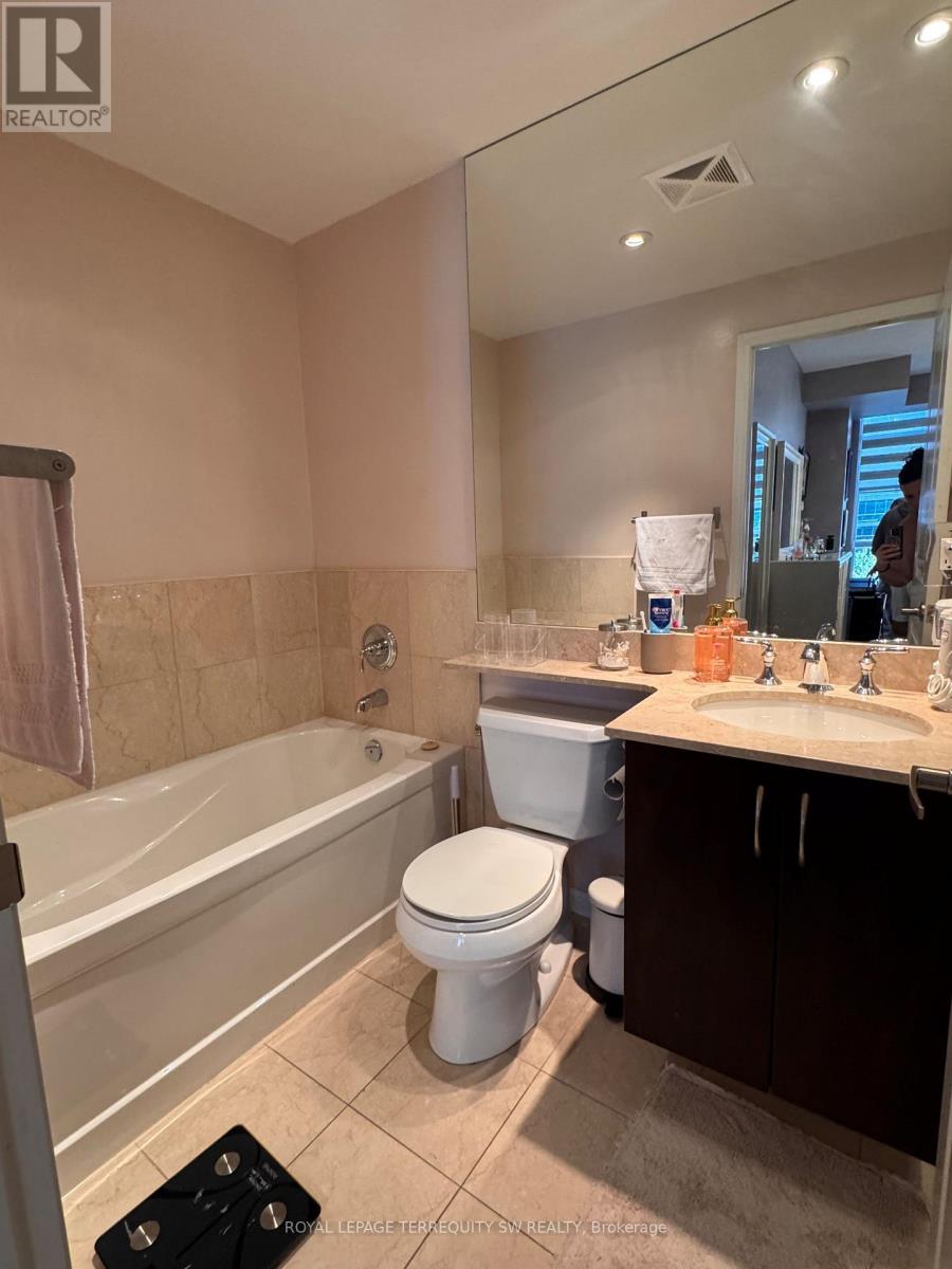 809 - 21 Grand Magazine Street, Toronto, Ontario  M5V 1B5 - Photo 8 - C13837324