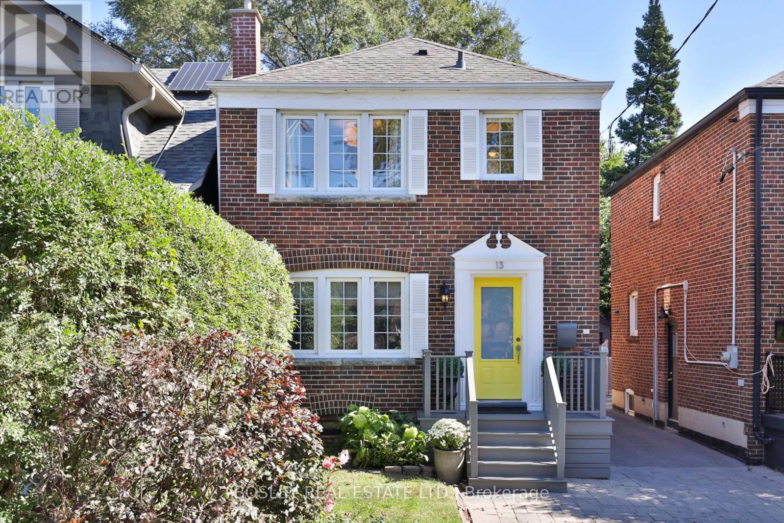 13 HOPEDALE AVENUE, Toronto, Ontario