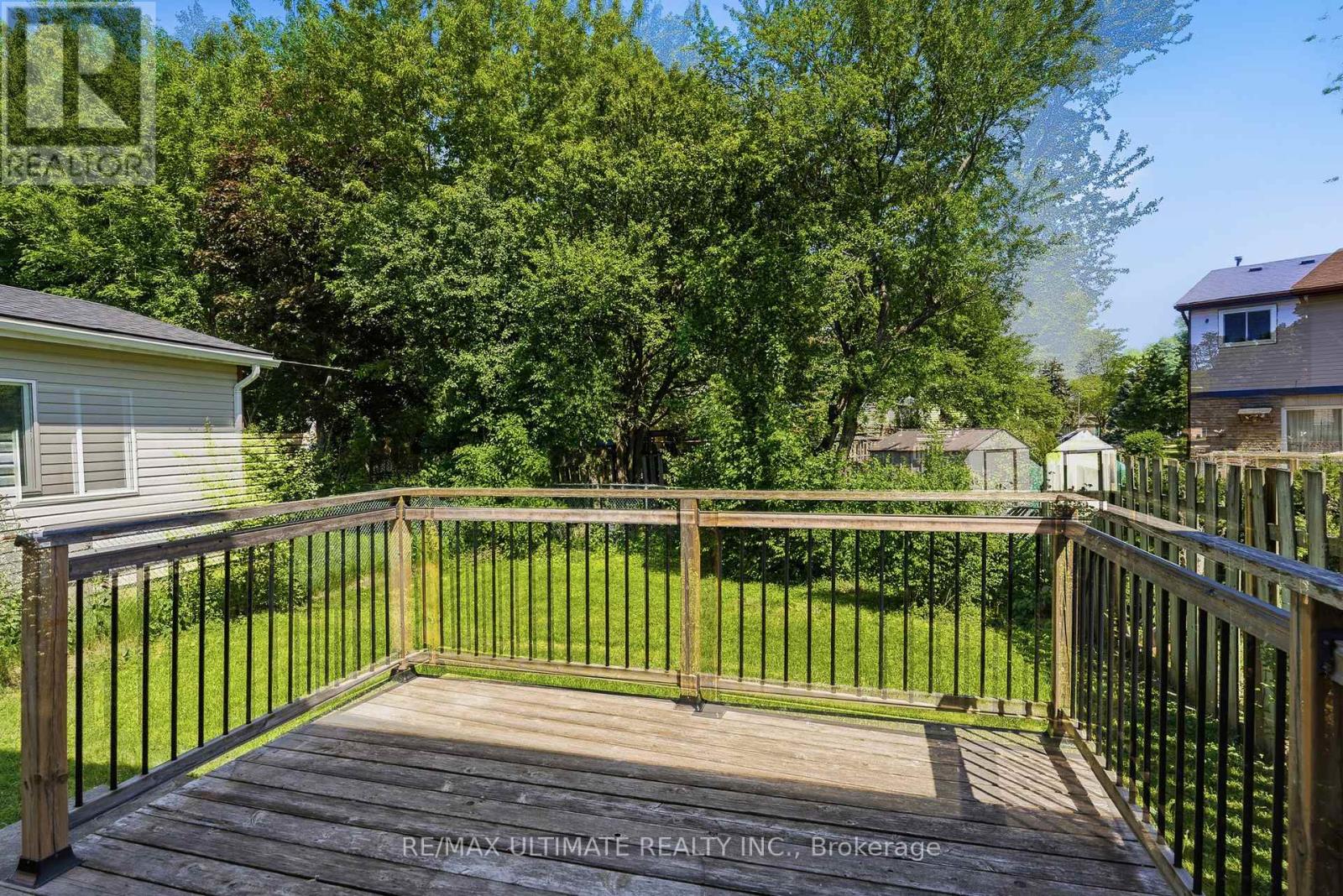 17 Quantrell Trail, Toronto, Ontario  M1B 1L7 - Photo 27 - E13241634