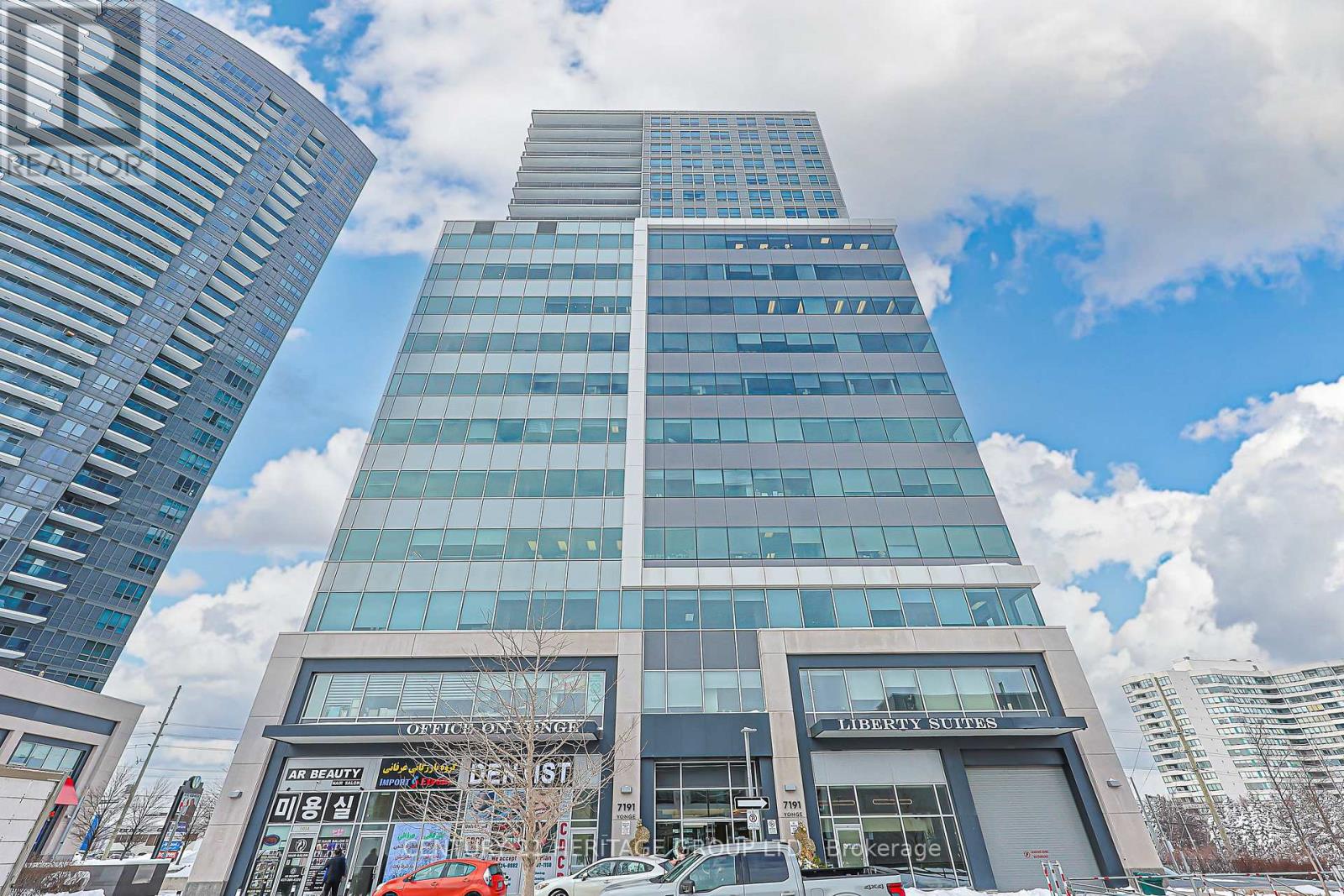 810-811 - 7191 YONGE STREET, Markham, Ontario