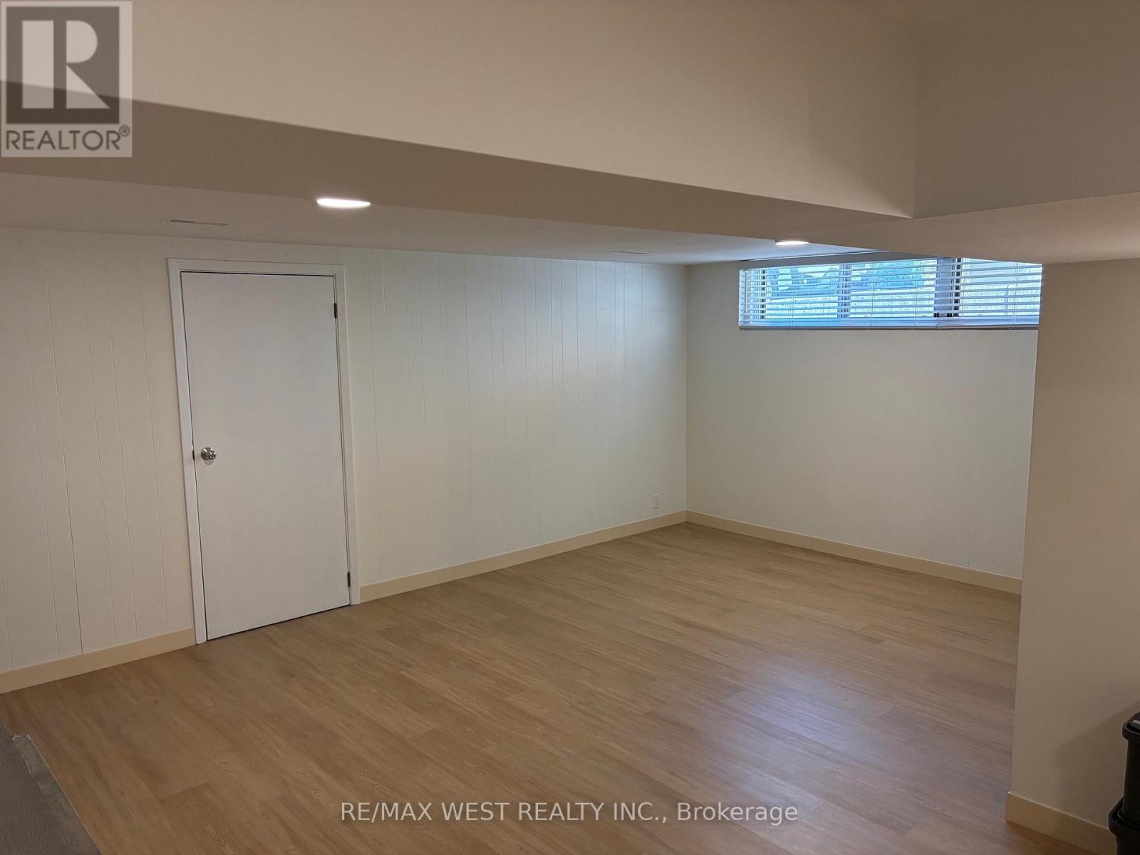 23 Sellmar Road, Toronto, Ontario  M9P 3E4 - Photo 13 - W13837376