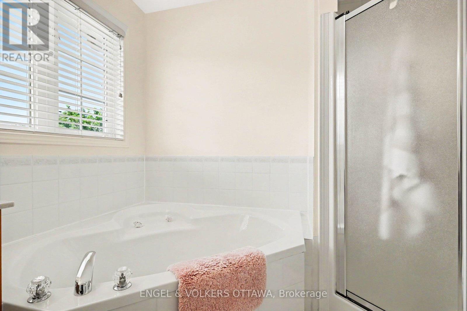 19 Riverbank Court, Ottawa, Ontario  K2S 1V7 - Photo 32 - X13484192