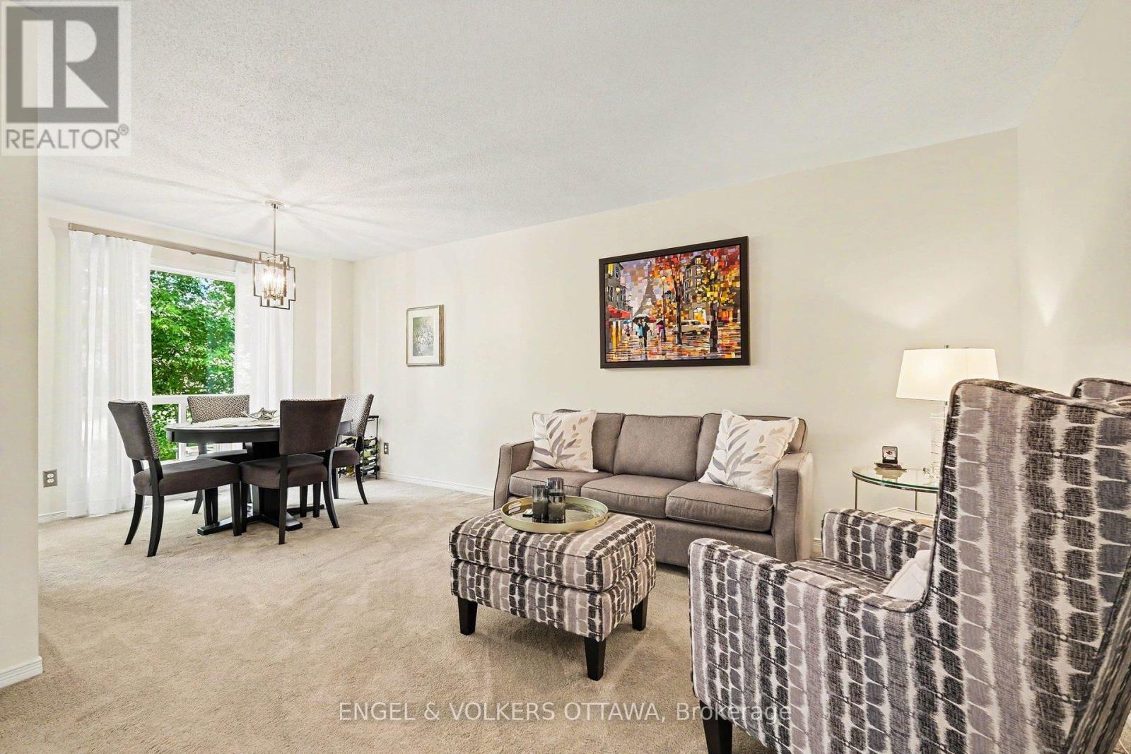 19 Riverbank Court, Ottawa, Ontario  K2S 1V7 - Photo 5 - X13484192