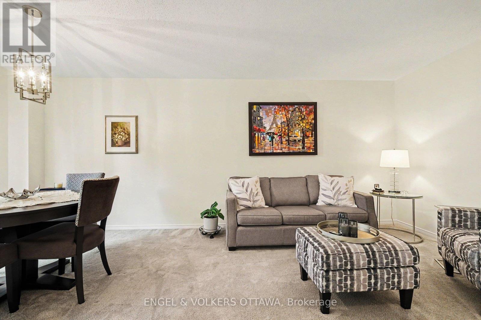 19 Riverbank Court, Ottawa, Ontario  K2S 1V7 - Photo 7 - X13484192