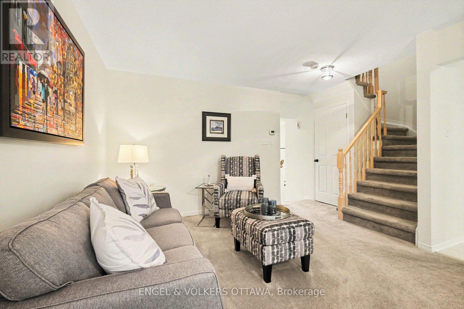 19 Riverbank Court, Ottawa, Ontario  K2S 1V7 - Photo 8 - X13484192