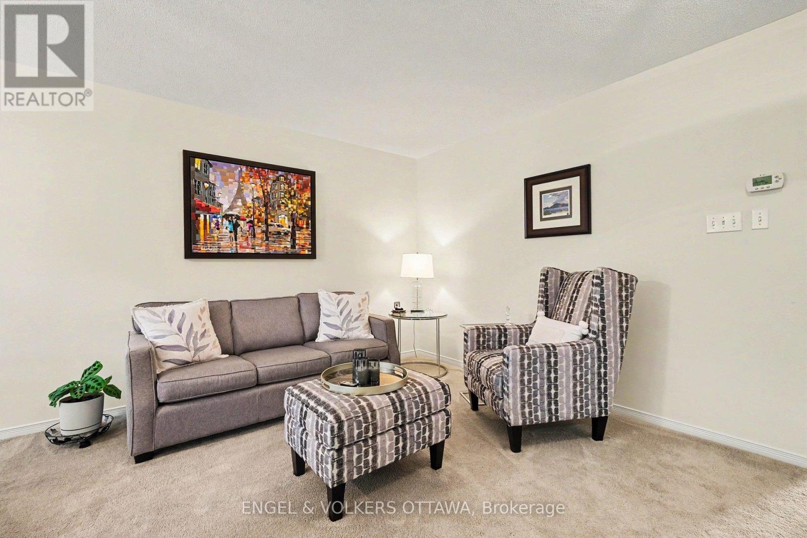 19 Riverbank Court, Ottawa, Ontario  K2S 1V7 - Photo 6 - X13484192