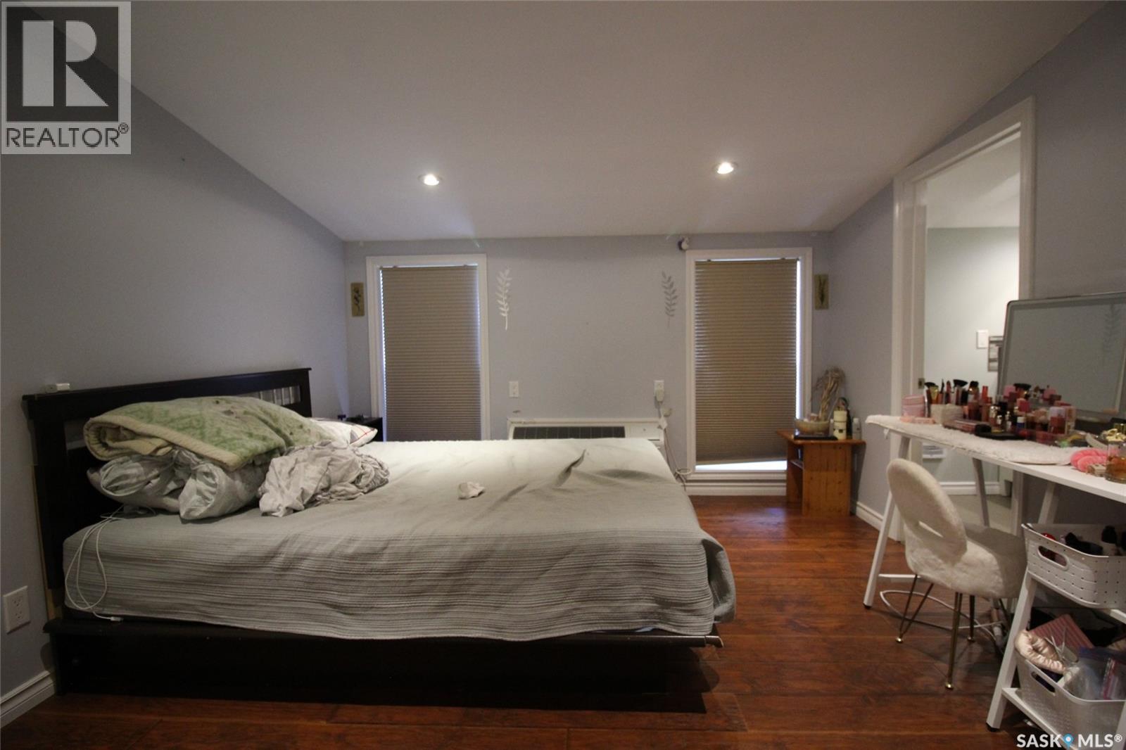 3027 Norman Place, Frontier, Saskatchewan  S0N 0W0 - Photo 11 - SK049850