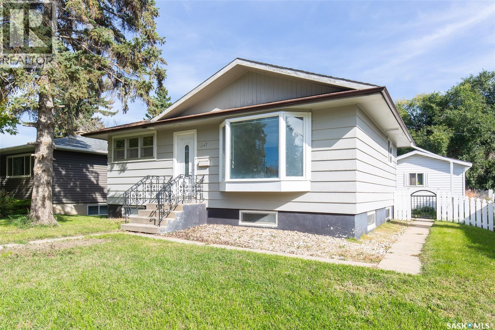 1147 Main STREET N, moose jaw, Saskatchewan