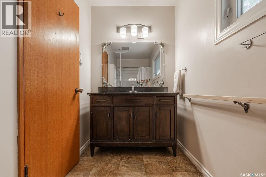 11 Moxon Crescent, Saskatoon, Saskatchewan  S7H 3B8 - Photo 27 - SK049747