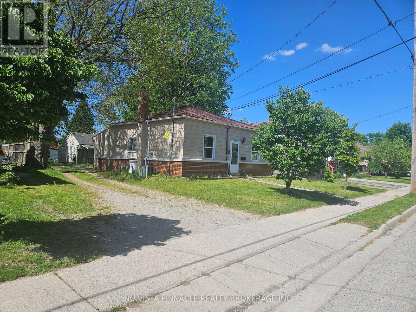 744 LITTLE GREY STREET, London East, Ontario
