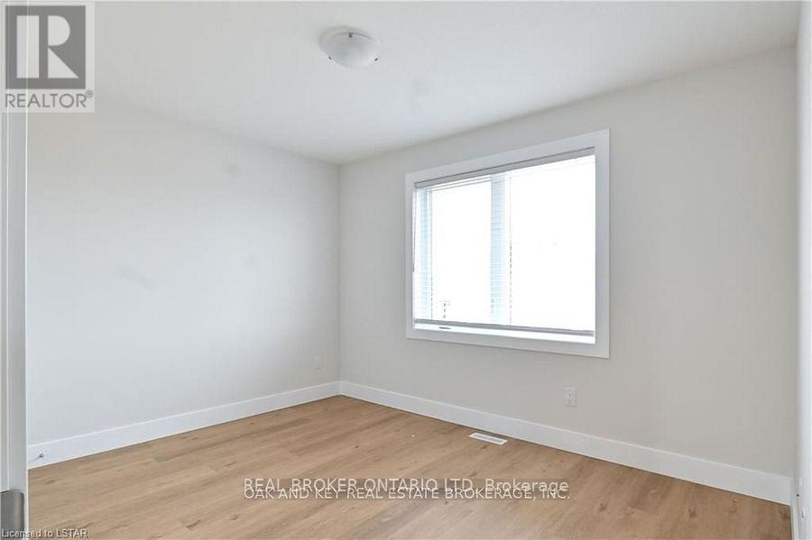 83 Renaissance Drive, St. Thomas, Ontario  N5R 0K1 - Photo 12 - X13839628