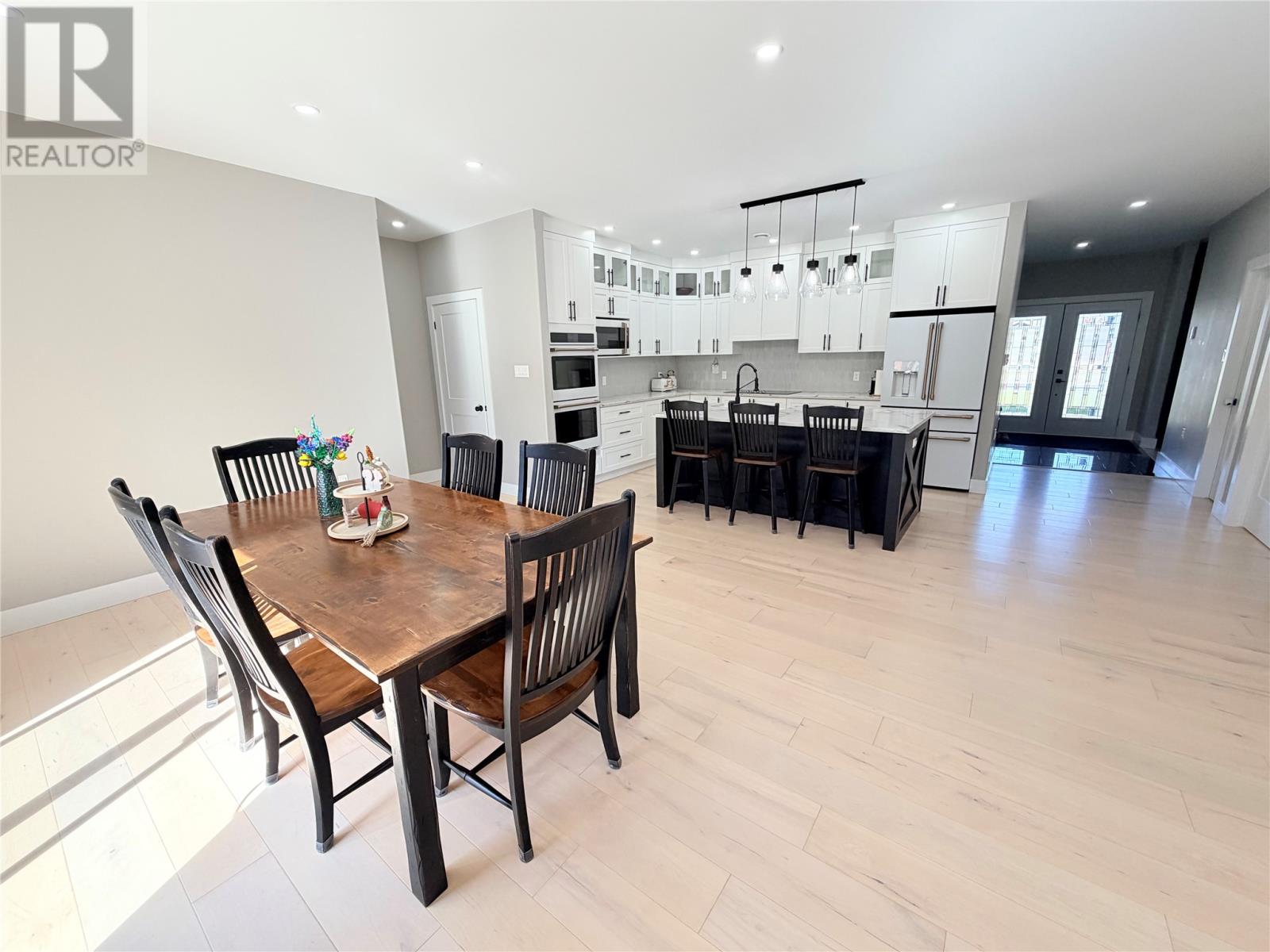 17 Murdoch Avenue, Deer Lake — photo 12