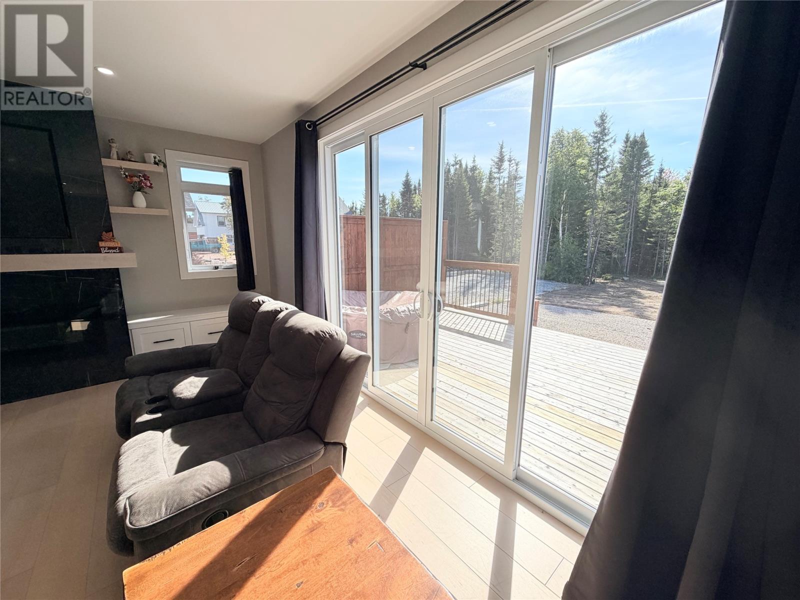 17 Murdoch Avenue, Deer Lake — photo 18