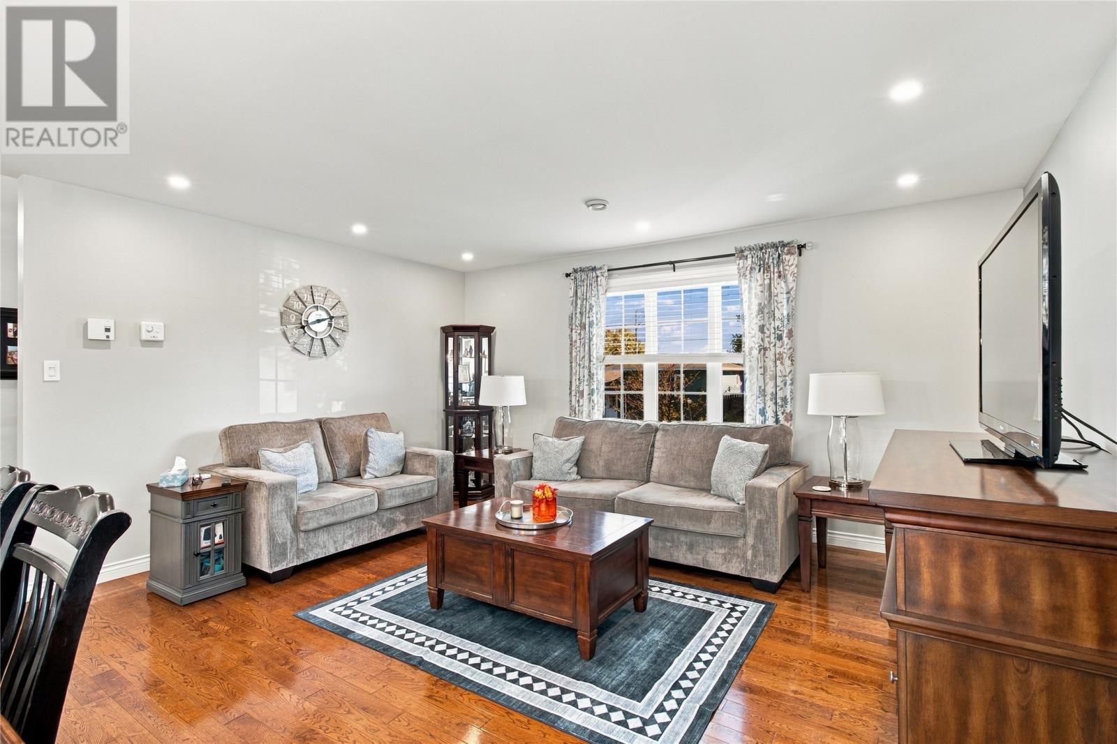 23 Davis Place photo 6