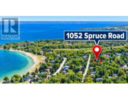 1052 SPRUCE ROAD, Innisfil, Ontario
