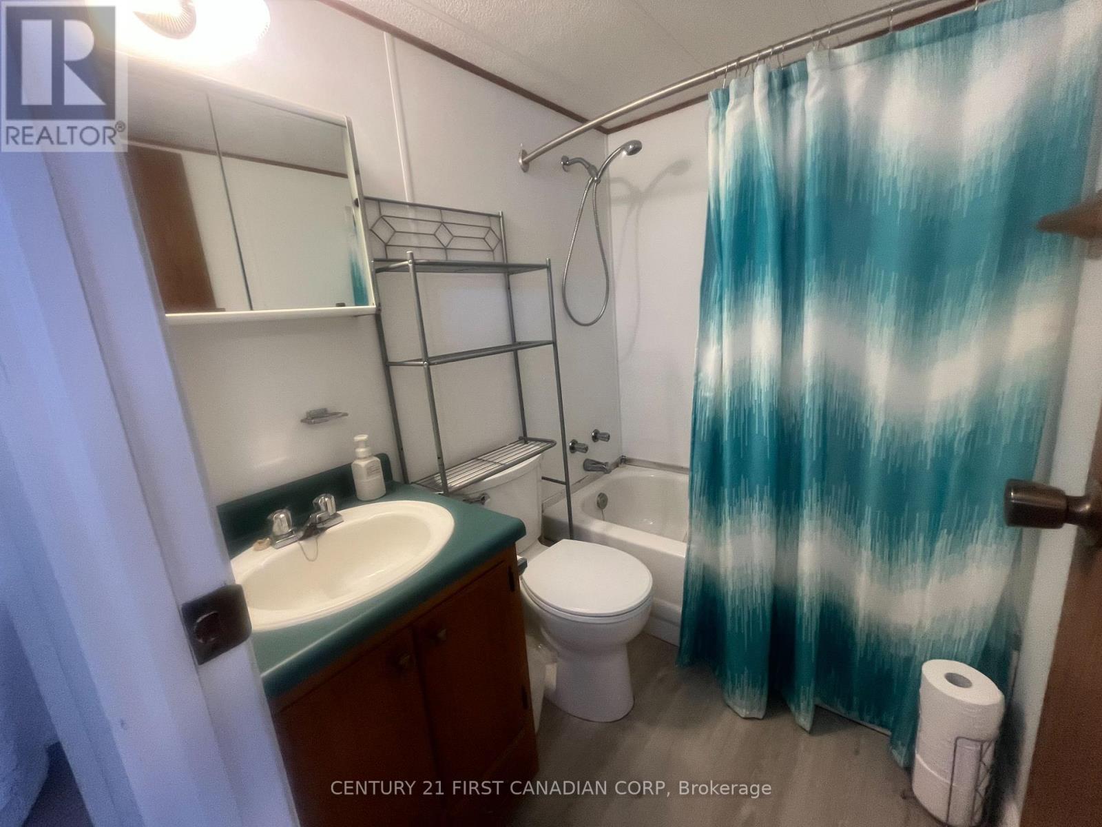 13 St. Lucia Lane, Bluewater, Ontario  N0M 1N0 - Photo 9 - X13085968