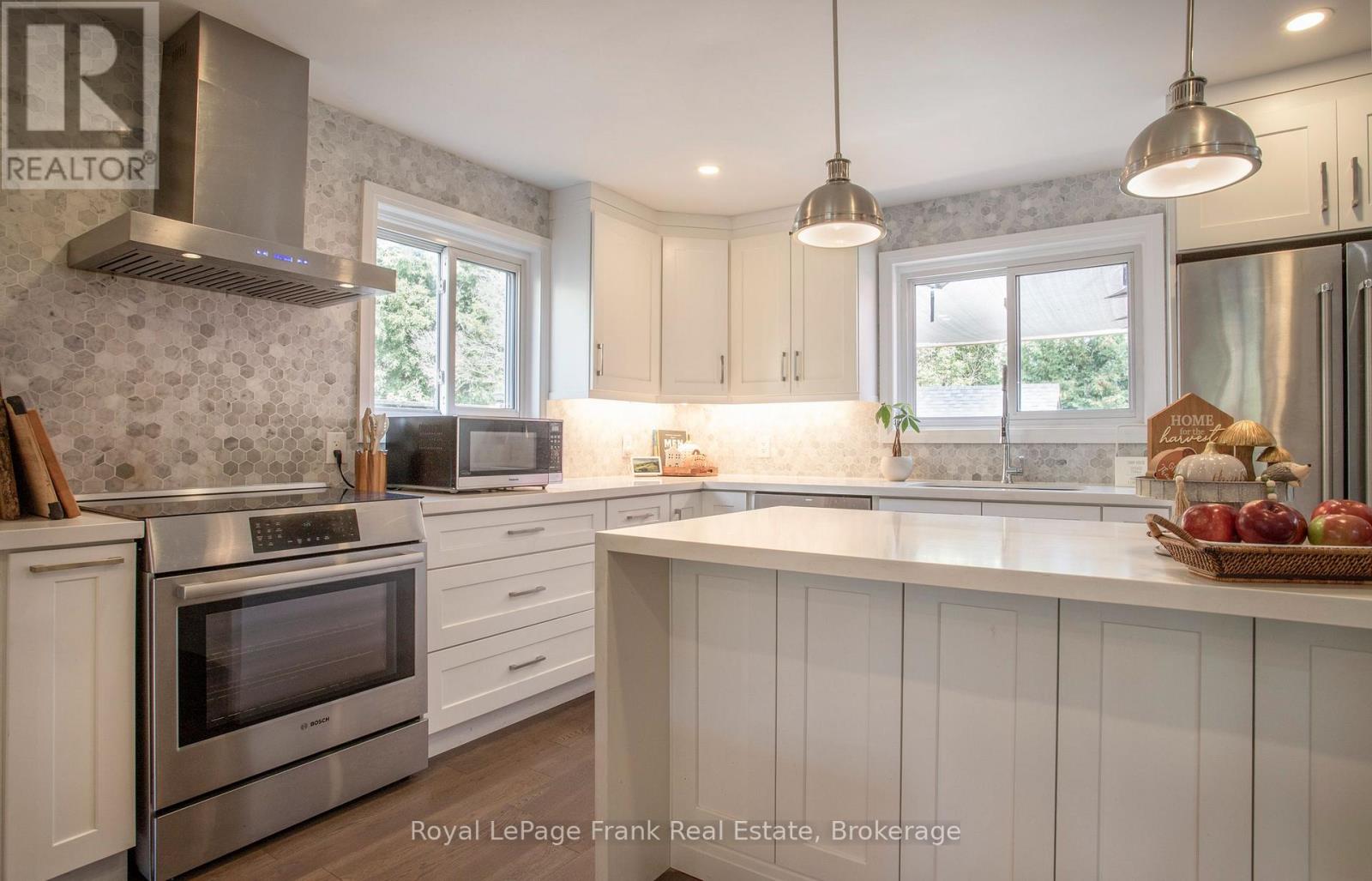 5 Alonna Street, Clarington, Ontario  L1C 3P5 - Photo 17 - E13839564