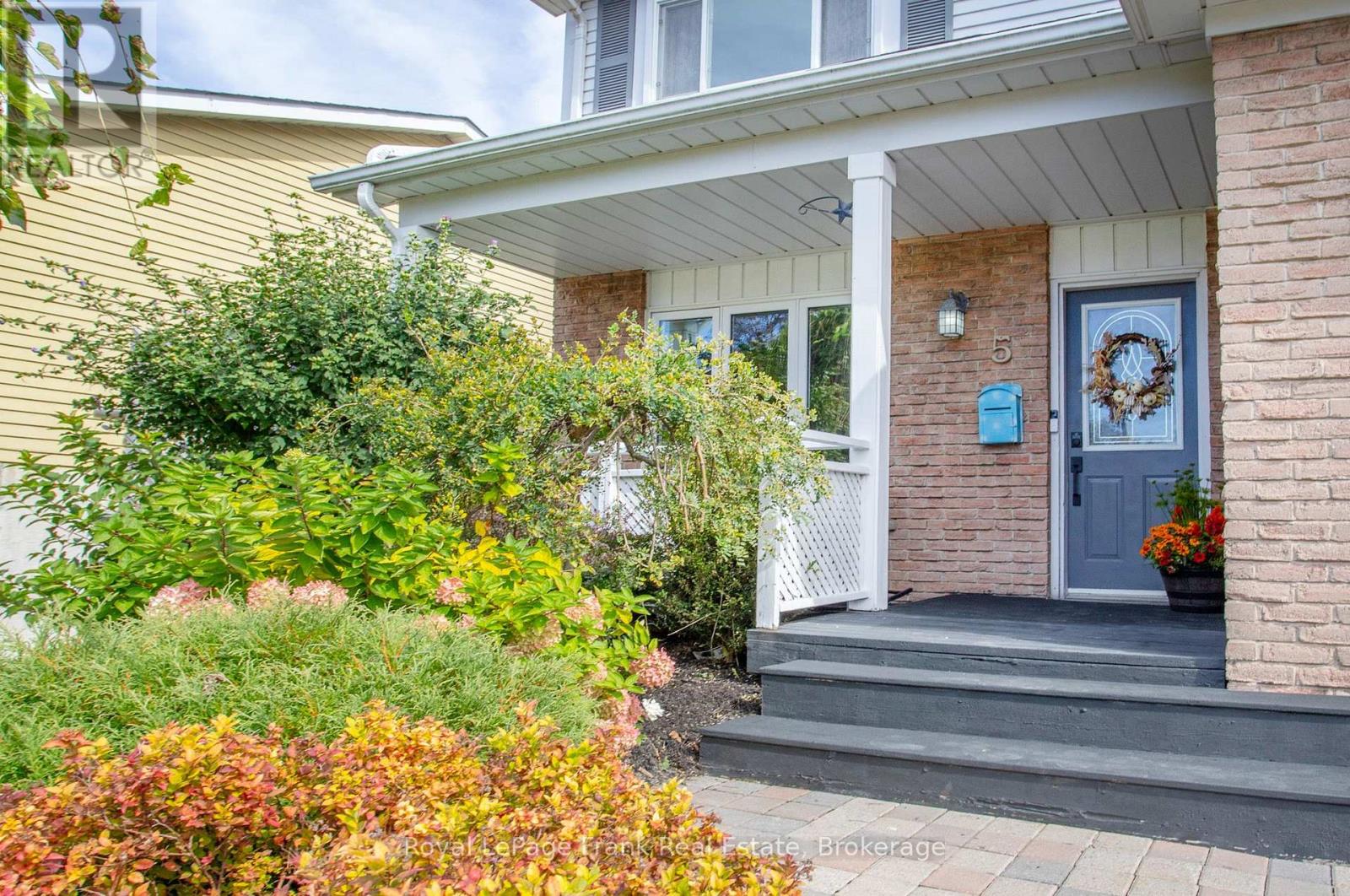 5 Alonna Street, Clarington, Ontario  L1C 3P5 - Photo 3 - E13839564