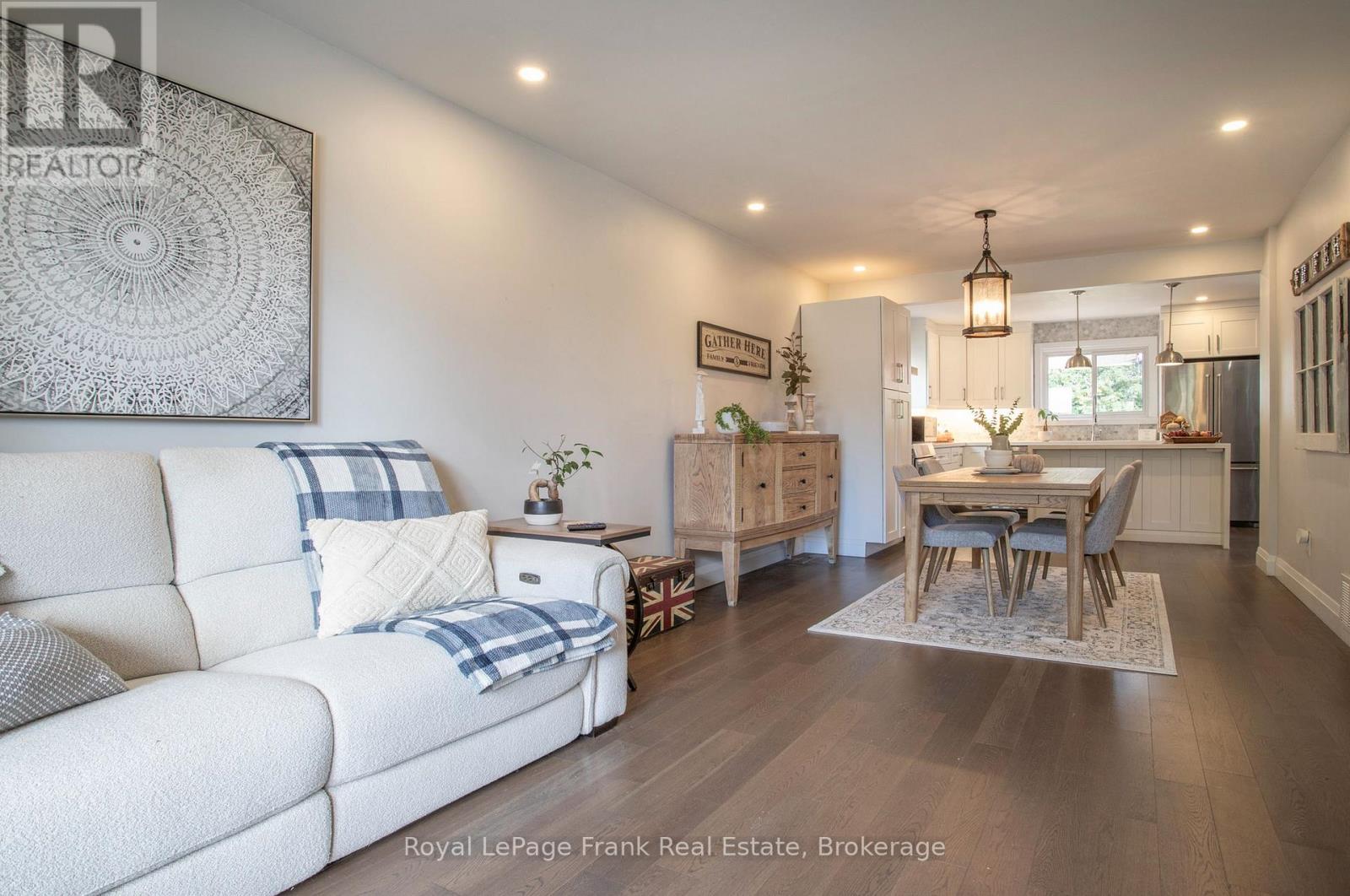 5 Alonna Street, Clarington, Ontario  L1C 3P5 - Photo 8 - E13839564