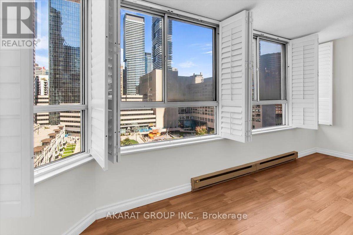 1204 - 44 Gerrard Street W, Toronto, Ontario  M5G 2K2 - Photo 14 - C13839374