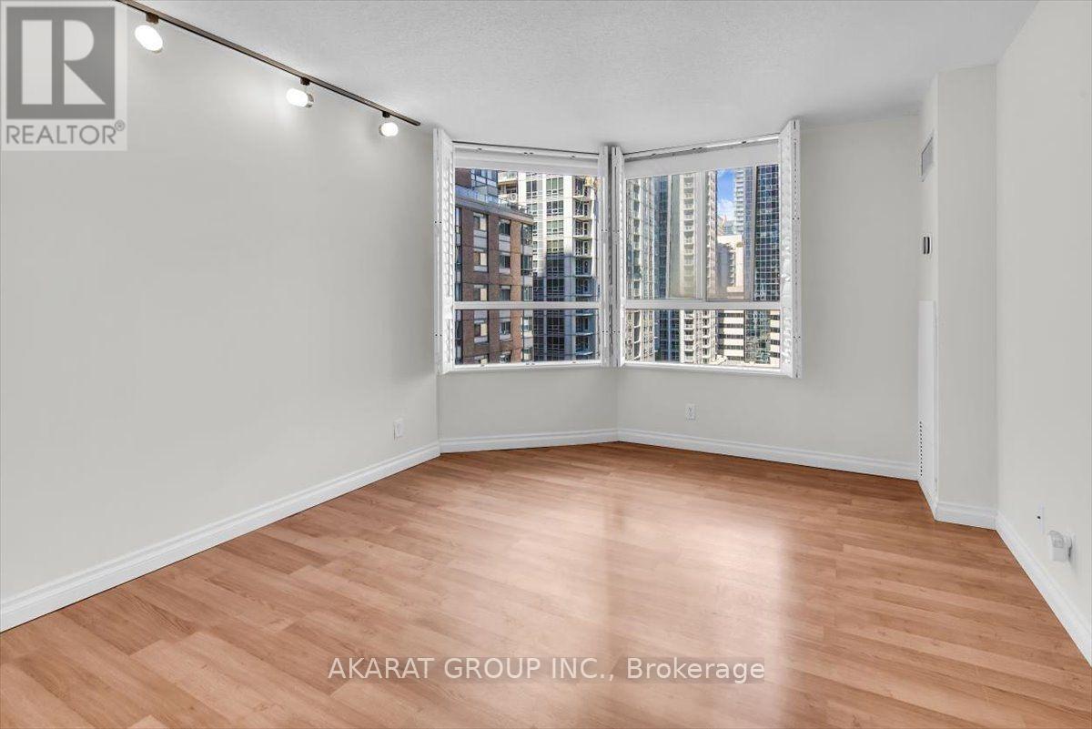 1204 - 44 Gerrard Street W, Toronto, Ontario  M5G 2K2 - Photo 29 - C13839374