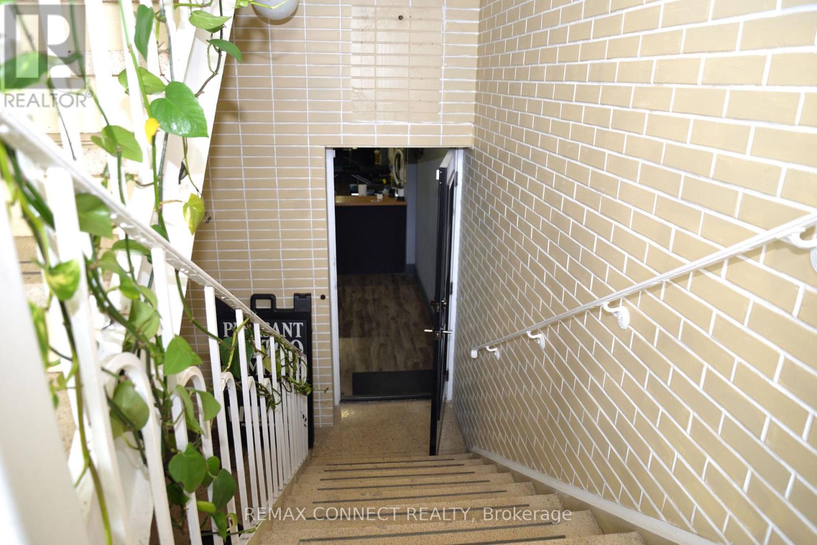 3310 Yonge Street, Toronto (Lawrence Park North), Ontario  M4N 2N4 - Photo 10 - C13839416