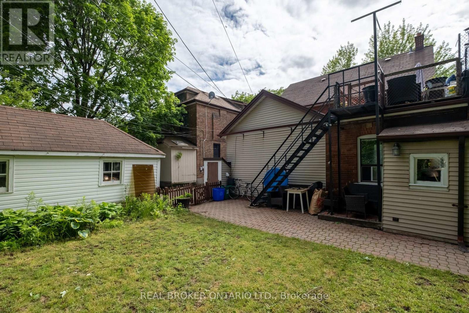 33 Atlas Avenue, Toronto (Humewood-Cedarvale), Ontario  M6C 3N8 - Photo 26 - C13839452