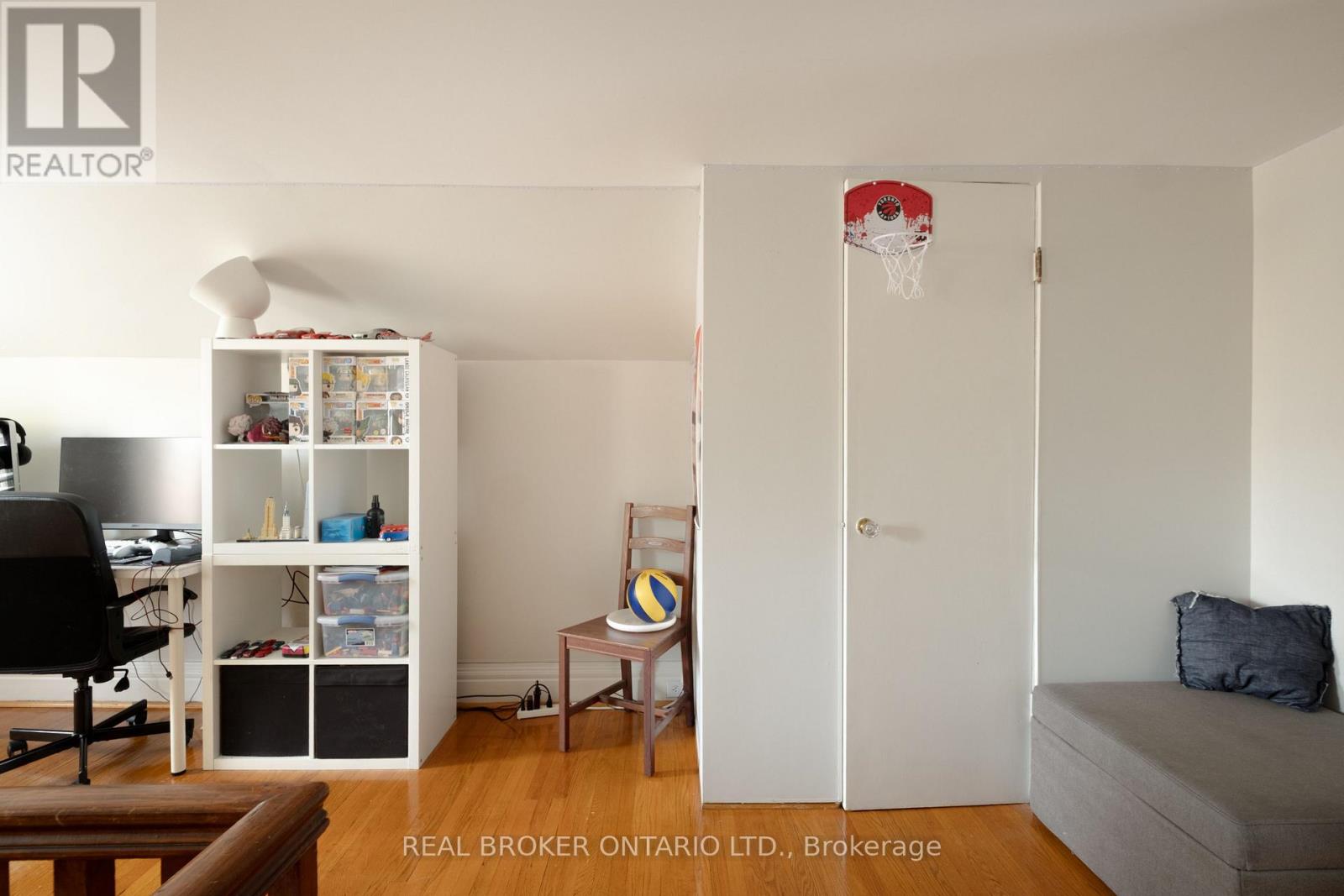 33 Atlas Avenue, Toronto (Humewood-Cedarvale), Ontario  M6C 3N8 - Photo 37 - C13839452