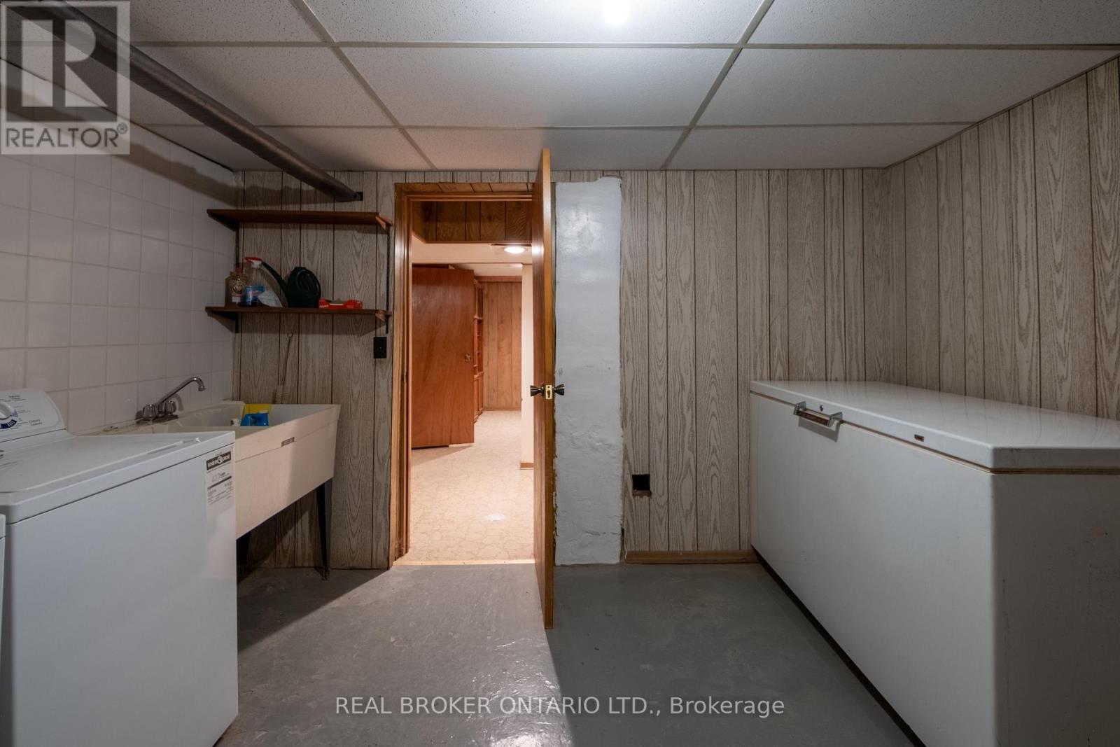 33 Atlas Avenue, Toronto (Humewood-Cedarvale), Ontario  M6C 3N8 - Photo 44 - C13839452