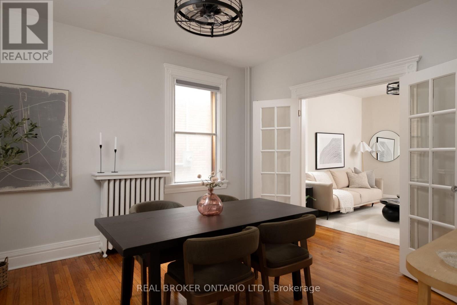 33 Atlas Avenue, Toronto (Humewood-Cedarvale), Ontario  M6C 3N8 - Photo 8 - C13839452