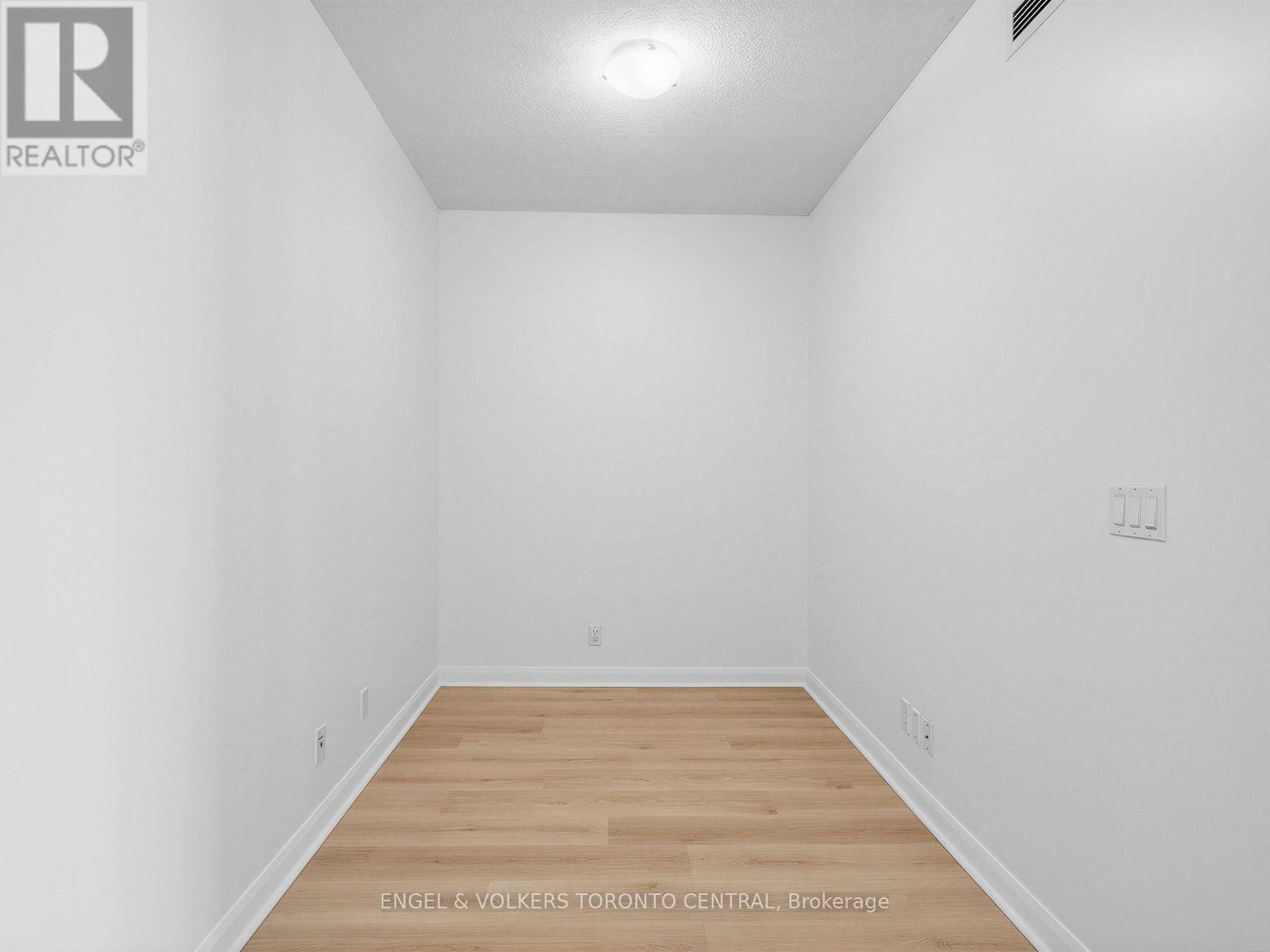 1101 - 500 Sherbourne Street, Toronto, Ontario  M4X 1L1 - Photo 16 - C13839560