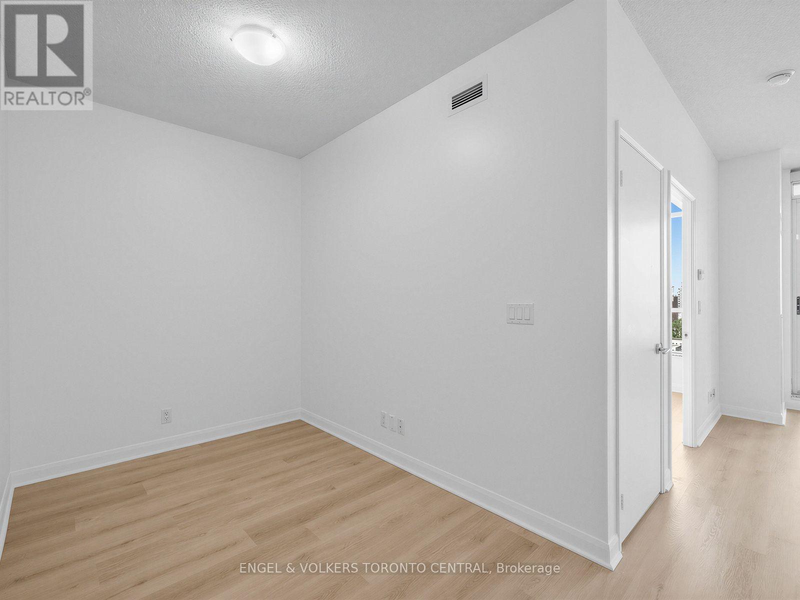 1101 - 500 Sherbourne Street, Toronto, Ontario  M4X 1L1 - Photo 18 - C13839560