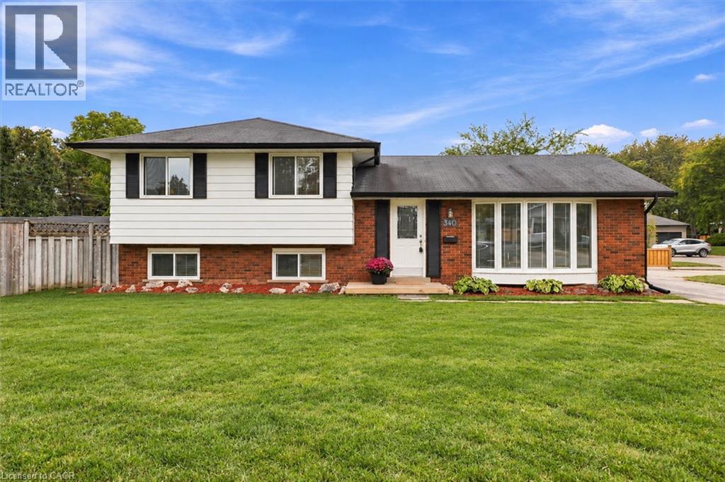 340 Duncombe Drive, Burlington, Ontario  L7L 4M1 - Photo 1 - 40859996