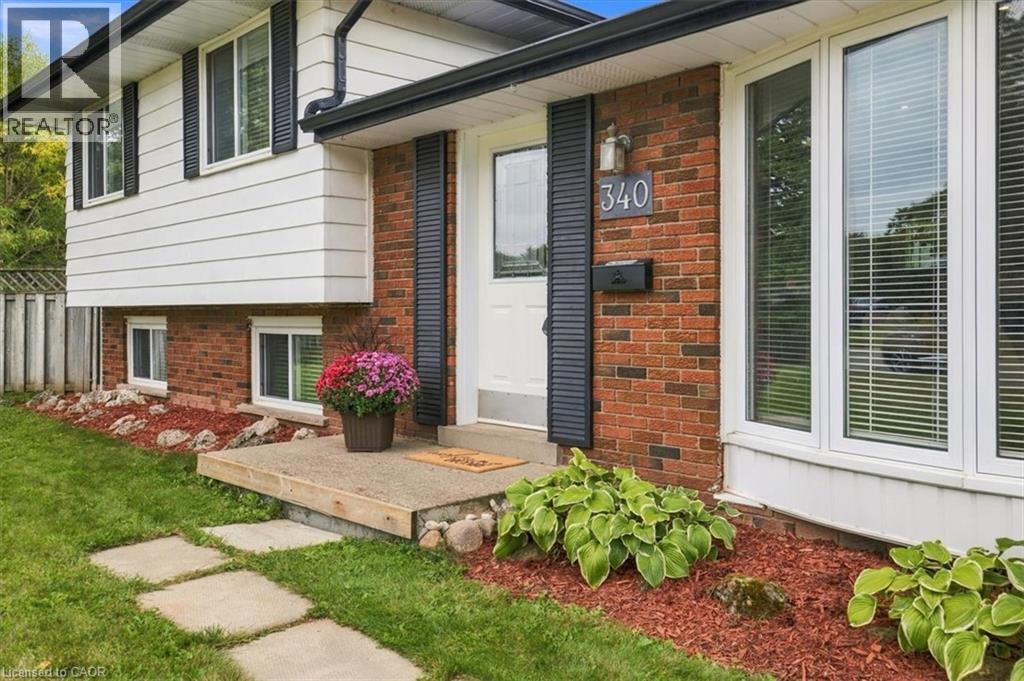 340 Duncombe Drive, Burlington, Ontario  L7L 4M1 - Photo 3 - 40859996