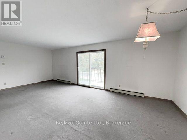 3 - 49 Oxford Road, Quinte West, Ontario  K0K 2C0 - Photo 5 - X13839634