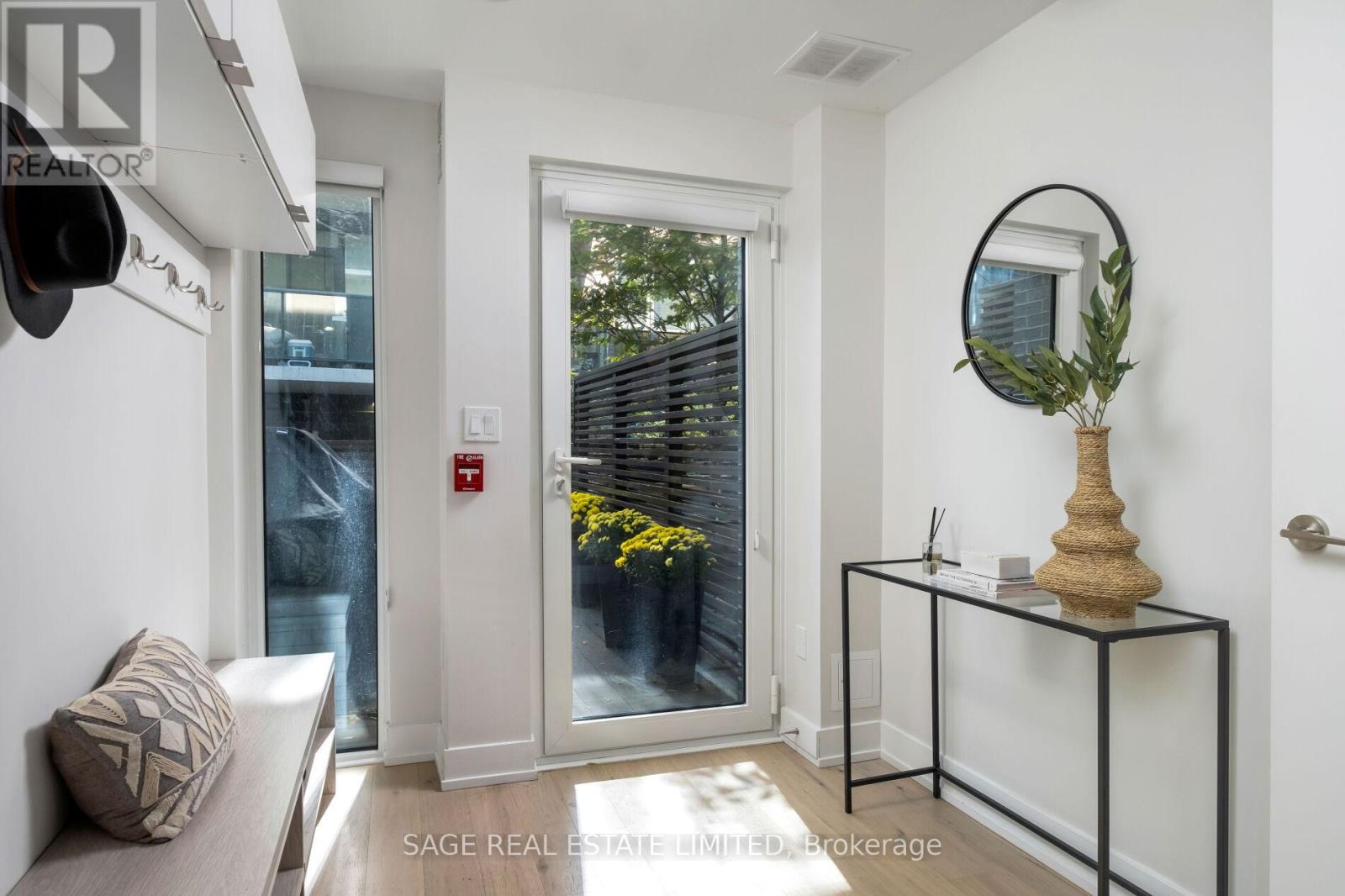 Th01 - 1331 Queen Street E, Toronto, Ontario  M4L 0B1 - Photo 43 - E13839364