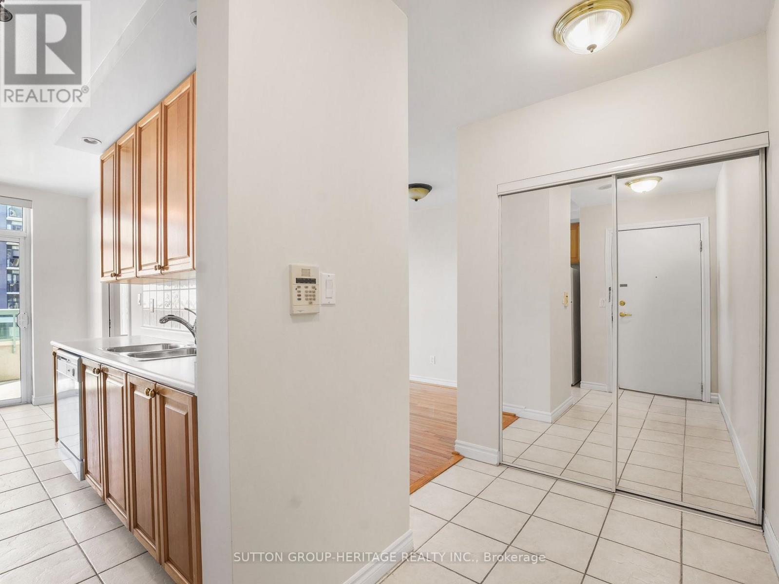 Ph 69 - 123 Omni Drive, Toronto, Ontario  M1P 5A6 - Photo 15 - E13839368