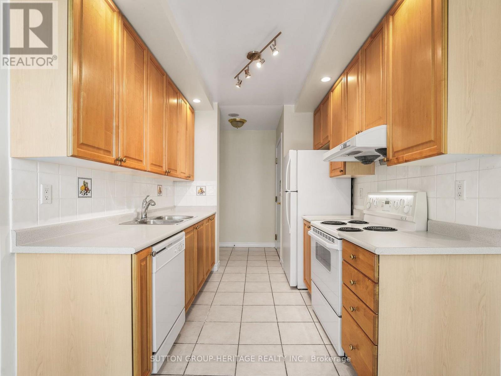 Ph 69 - 123 Omni Drive, Toronto, Ontario  M1P 5A6 - Photo 28 - E13839368