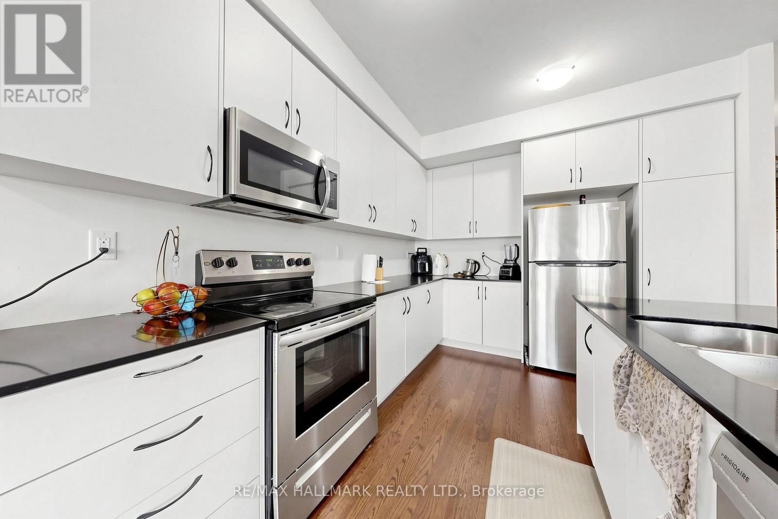 37 Velvet Drive, Oshawa, Ontario  L1P 0N6 - Photo 17 - E13839462