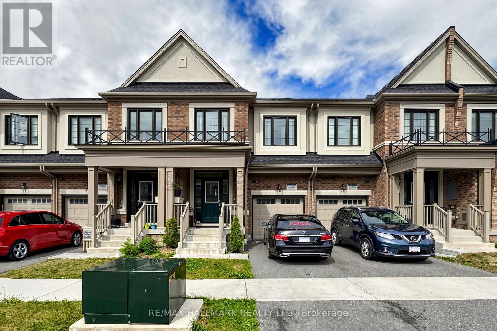 37 Velvet Drive, Oshawa, Ontario  L1P 0N6 - Photo 4 - E13839462