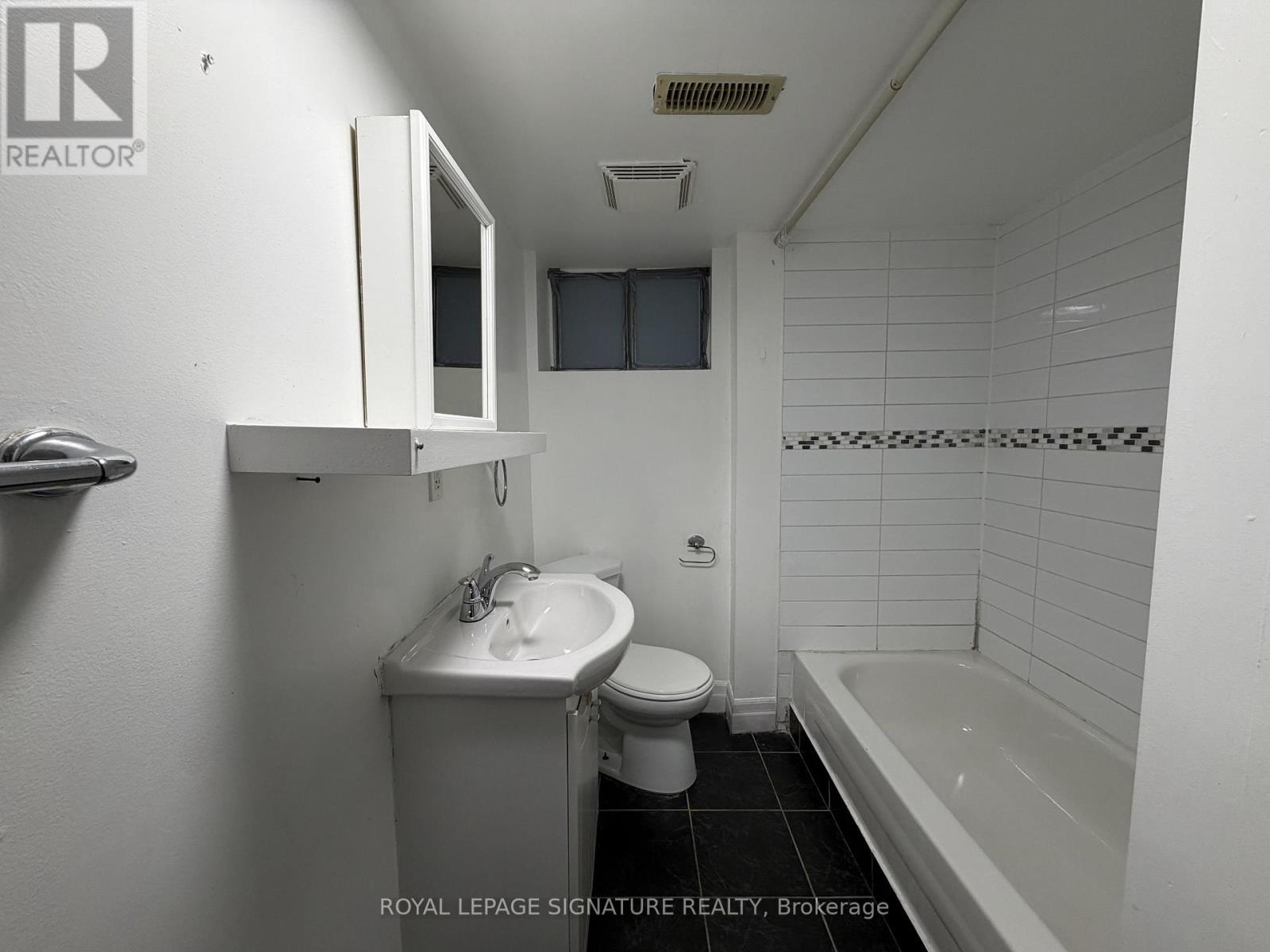 Bsmt - 118 Harding Boulevard, Toronto, Ontario  M1N 3E2 - Photo 9 - E13839468