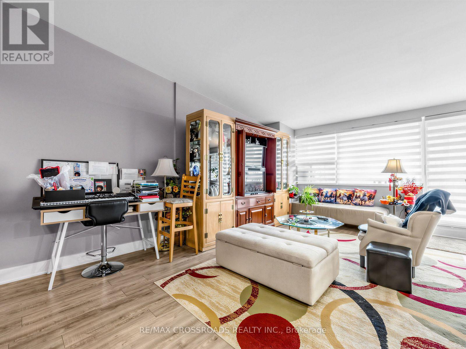 504 - 4060 Lawrence Avenue E, Toronto, Ontario  M1E 4V4 - Photo 4 - E13839624
