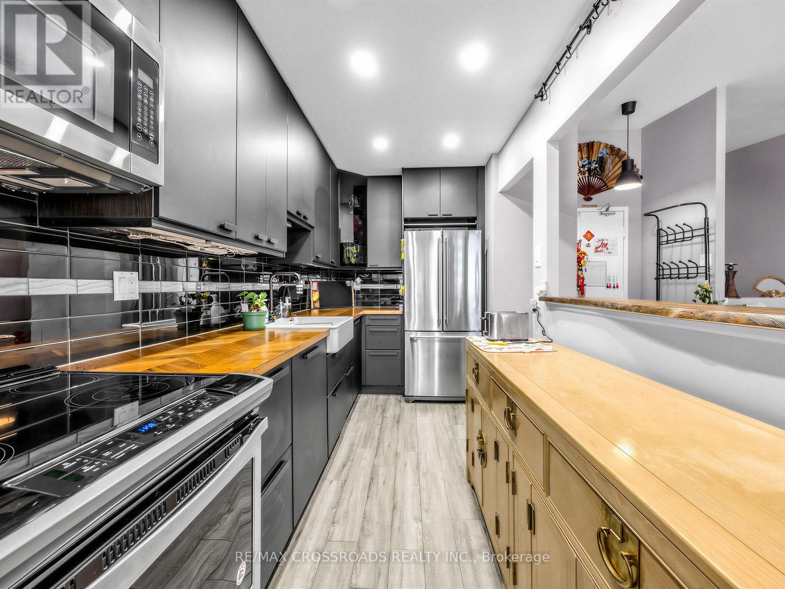 504 - 4060 Lawrence Avenue E, Toronto, Ontario  M1E 4V4 - Photo 9 - E13839624