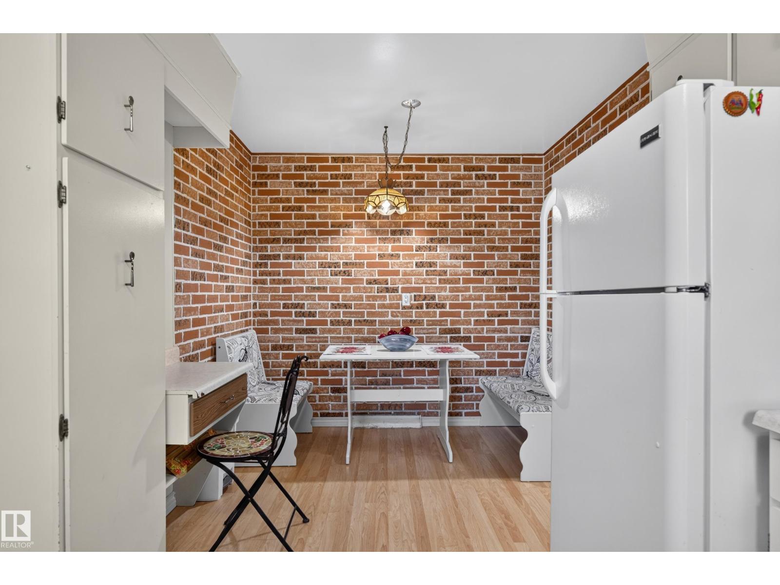 13636 122 AV NW