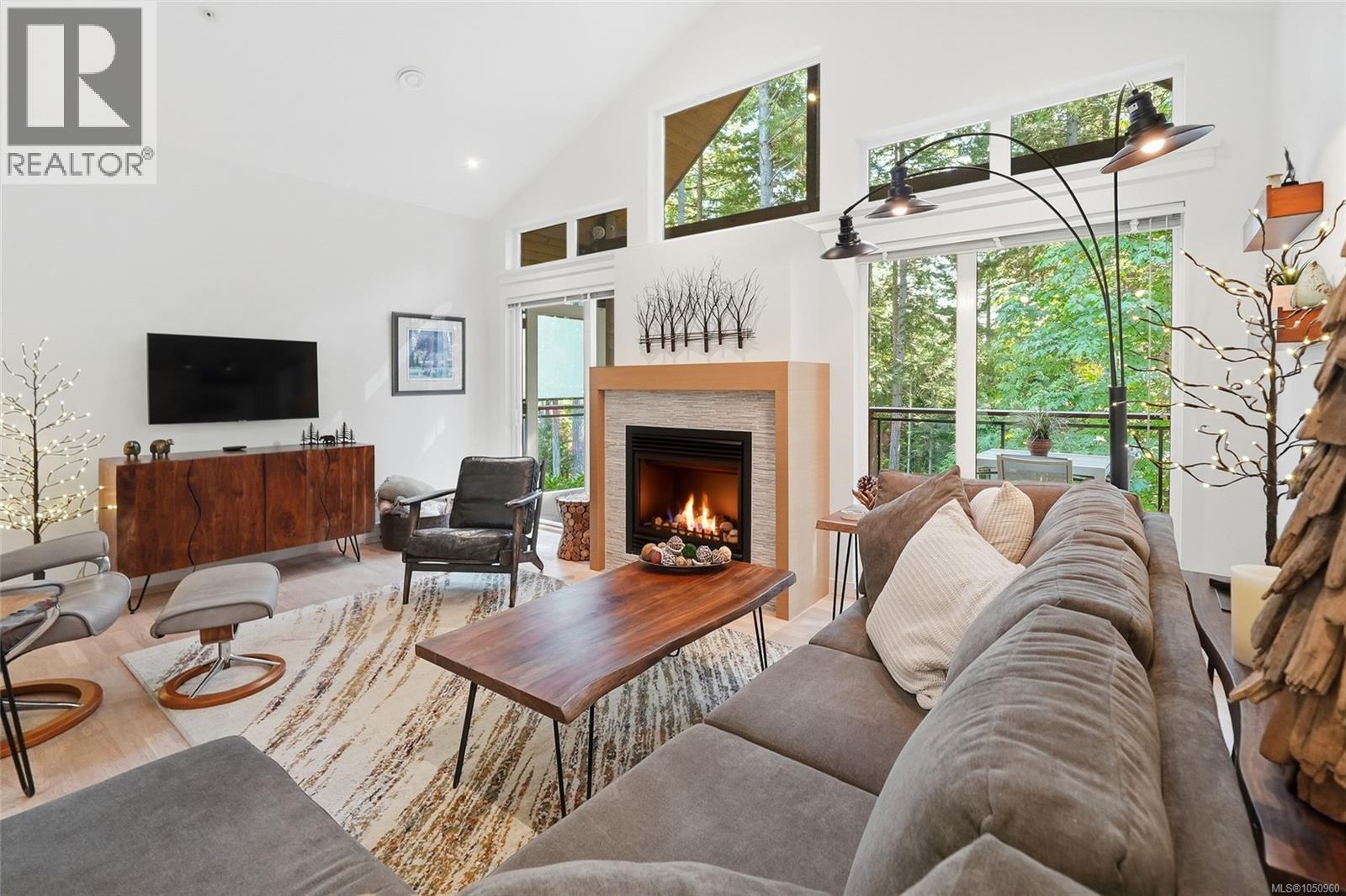 100 Apex Ridge Pl