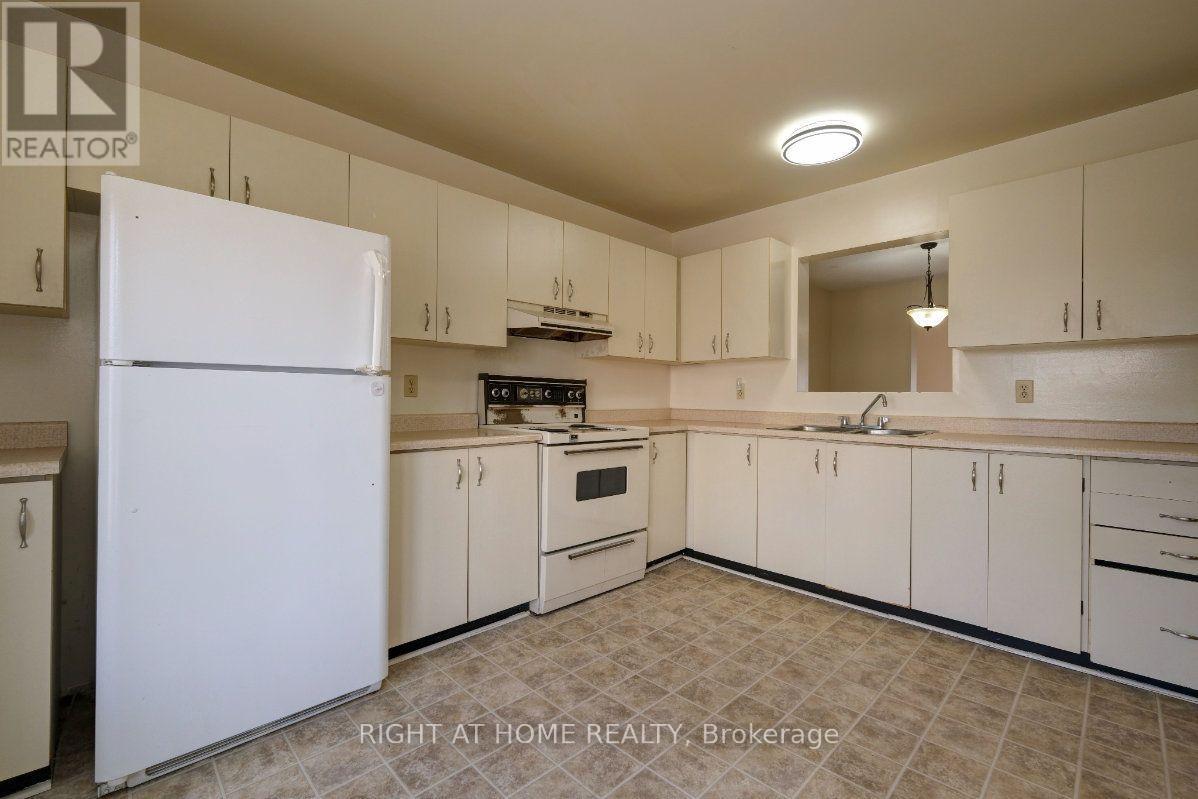33 - 23 Lightfoot Place, Ottawa, Ontario  K2L 3M6 - Photo 17 - X13839408