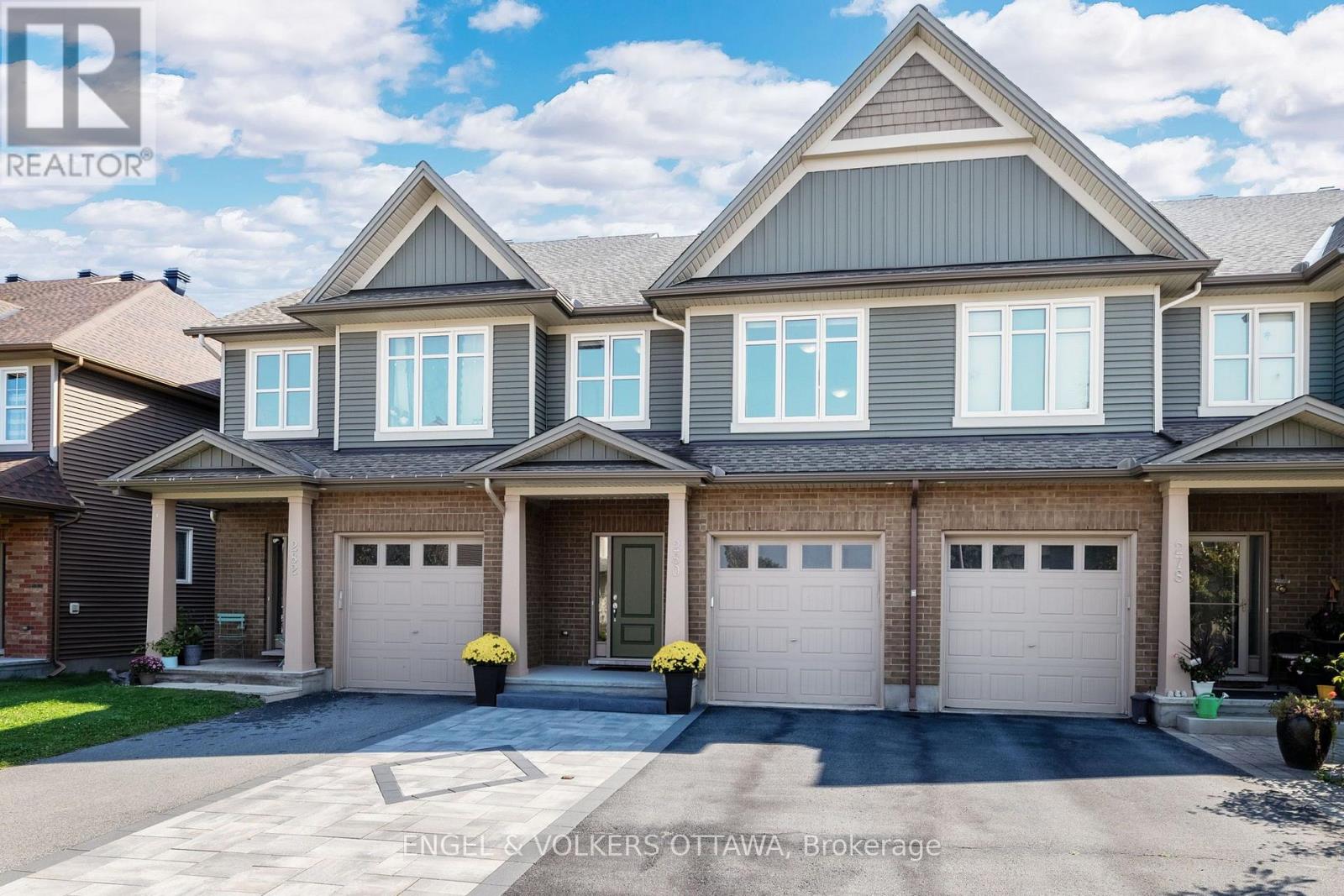 280 Wood Acres Grove, Ottawa, Ontario K1T 0M4 - Photo 3 - X13839450