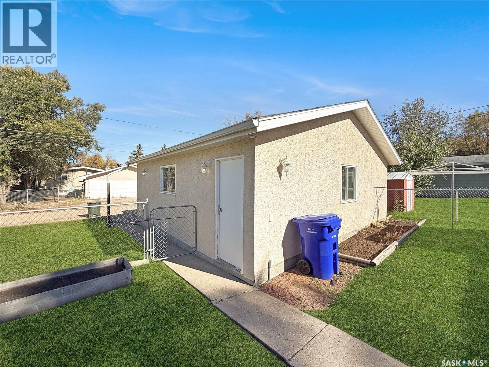 384 28th Street W, Prince Albert, Saskatchewan  S6V 4S9 - Photo 33 - SK049821