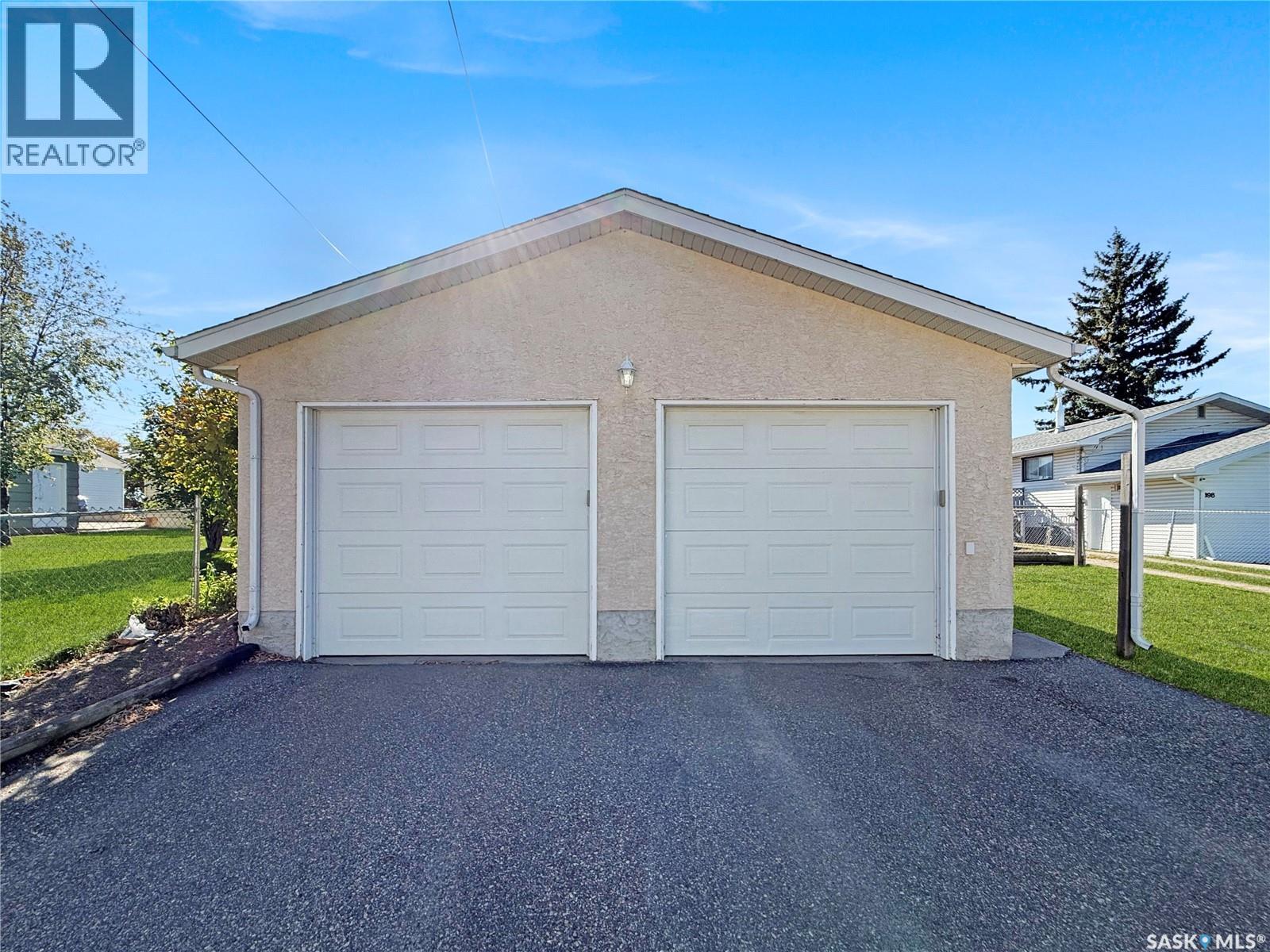 384 28th Street W, Prince Albert, Saskatchewan  S6V 4S9 - Photo 34 - SK049821