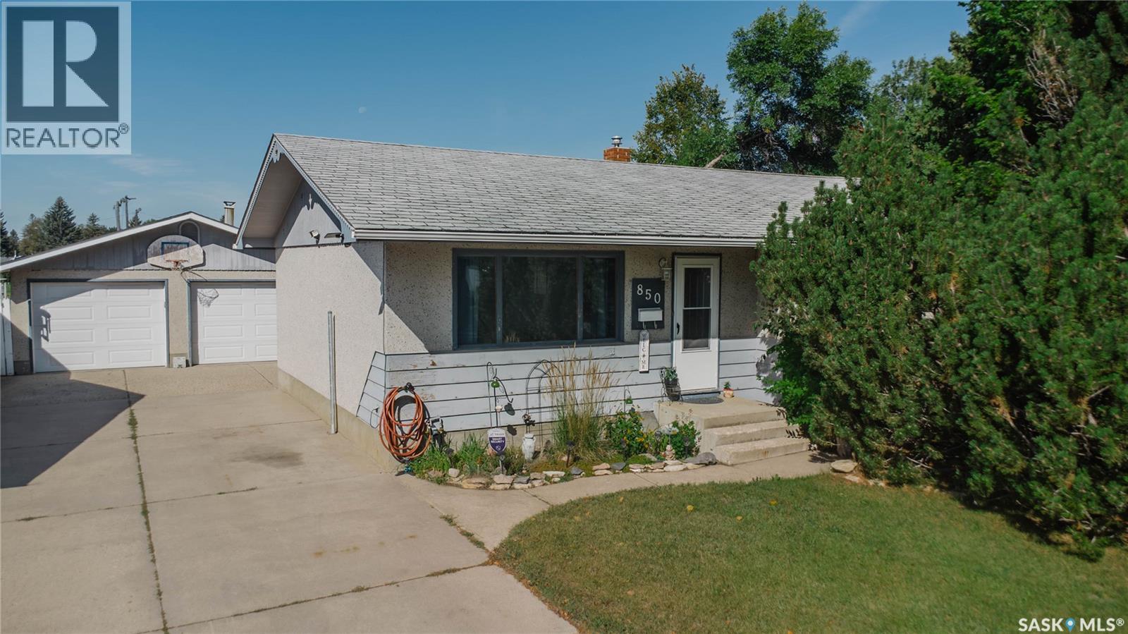 850 East CENTRE, saskatoon, Saskatchewan